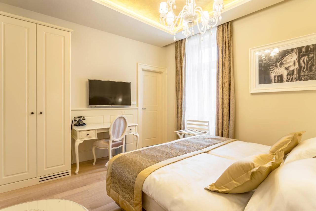 Royal Piazza Hotel Split Eksteriør billede